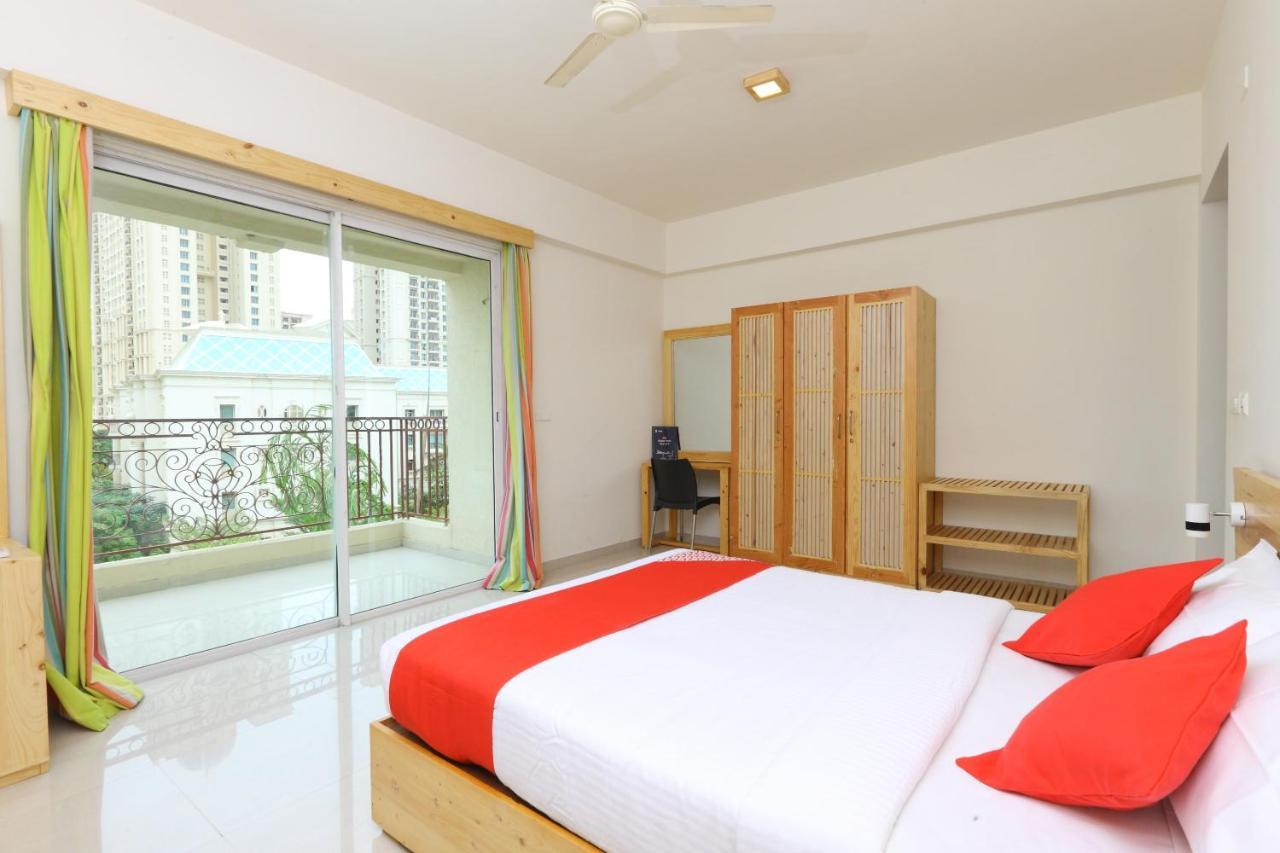 Oyo 6954 The Lawns Oragadam Hotel Luaran gambar